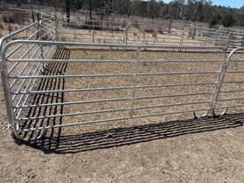 LIVE STOCK PANELS AND GATES  - picture0' - Click to enlarge