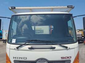 Hino FD - picture1' - Click to enlarge