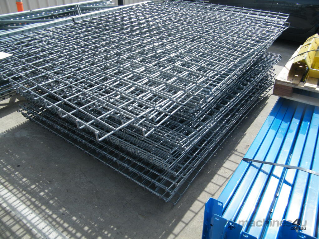 Used apc 3 2 wide beams hd Racking/Shelving/Storage in WINGFIELD, SA