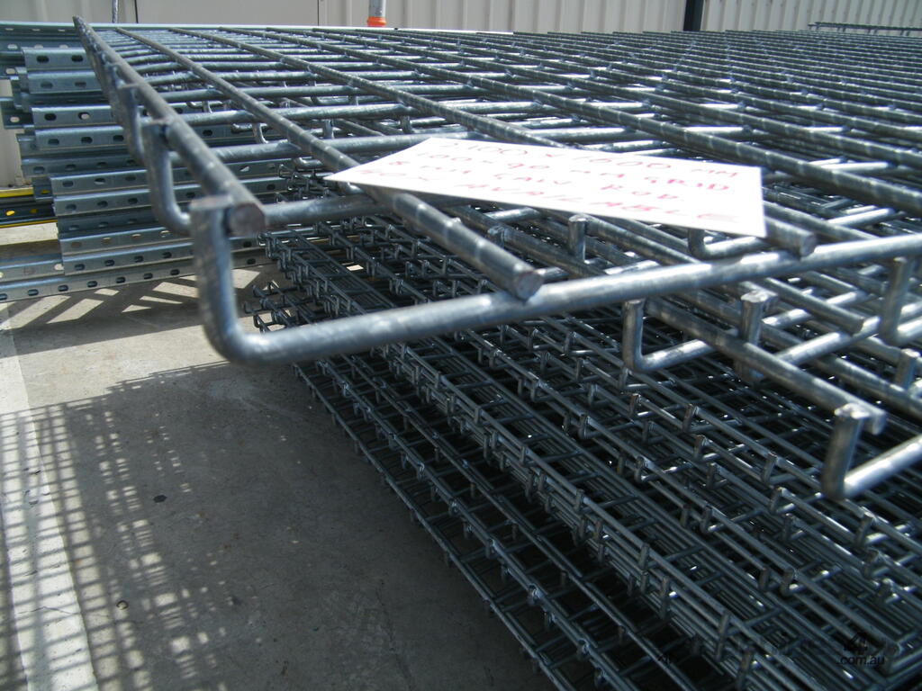 Used apc 3 2 wide beams hd Racking/Shelving/Storage in WINGFIELD, SA