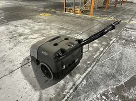 Nilkfisk SW750 Floor Sweeper - picture1' - Click to enlarge