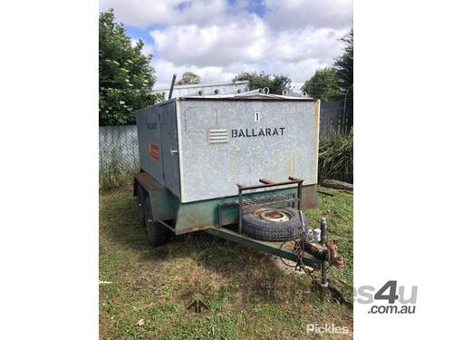 Eureka Trailers Tandem Axle Enclosed Box Trailer