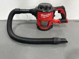 Milwaukee Cordless Compact Vacuum - picture2' - Click to enlarge