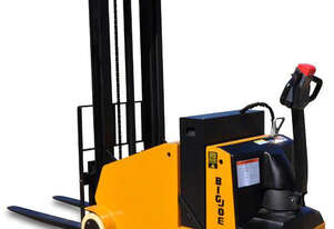 BIG JOE CB22 1T Counterbalanced Stacker