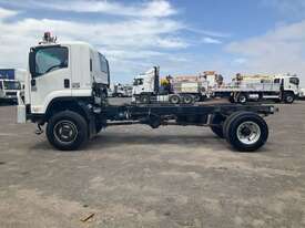 2008 Isuzu FTS 800 Cab Chassis Single Cab - picture2' - Click to enlarge