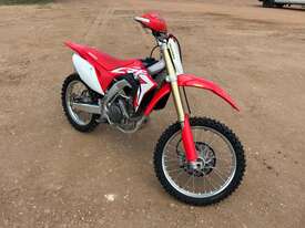 2017 HONDA CRF450R MOTORBIKE - picture0' - Click to enlarge