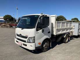 2018 Hino 300 617 Tipper Day Cab - picture1' - Click to enlarge