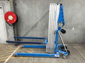 2020 Genie SLA-25 Material Lift - picture2' - Click to enlarge