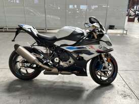 2023 BMW S1000RR  Petrol - picture2' - Click to enlarge