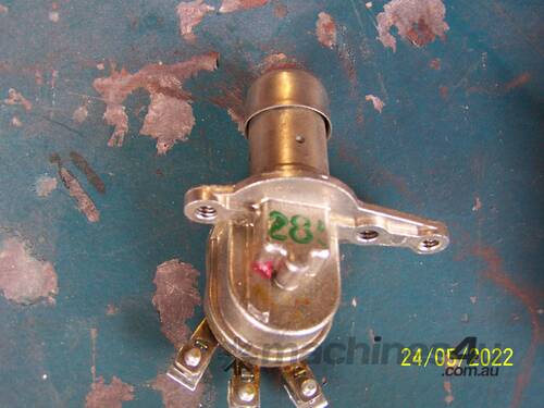 CATERPILLAR Head Lights Dipper Switch 