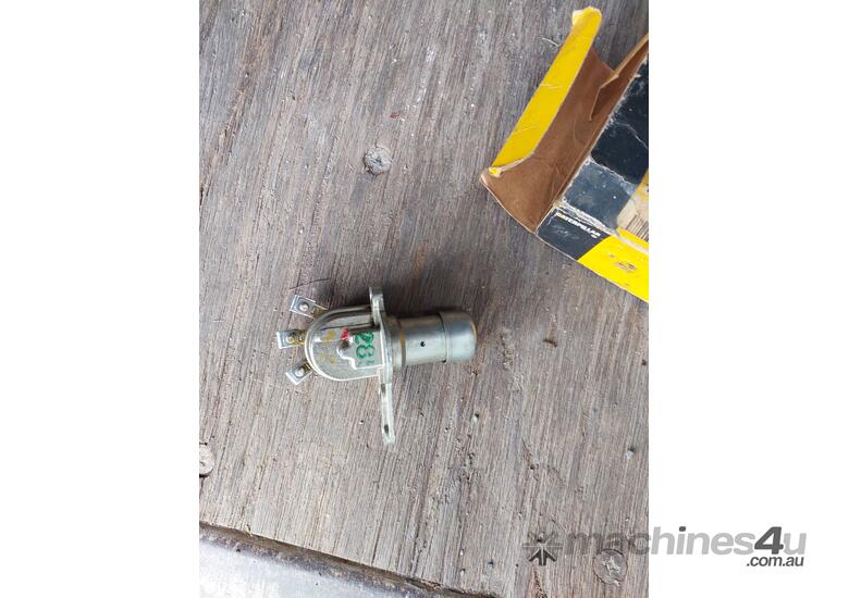 CATERPILLAR Head Lights Dipper Switch 