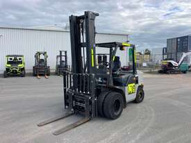 2012 Nissan W1F4A45U Diesel Forklift - picture1' - Click to enlarge
