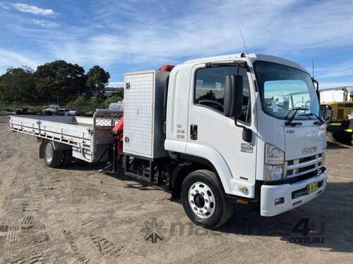 2011 Isuzu FSD 850 Long Tray Day Cab