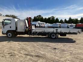 2011 Isuzu FSD 850 Long Tray Day Cab - picture2' - Click to enlarge