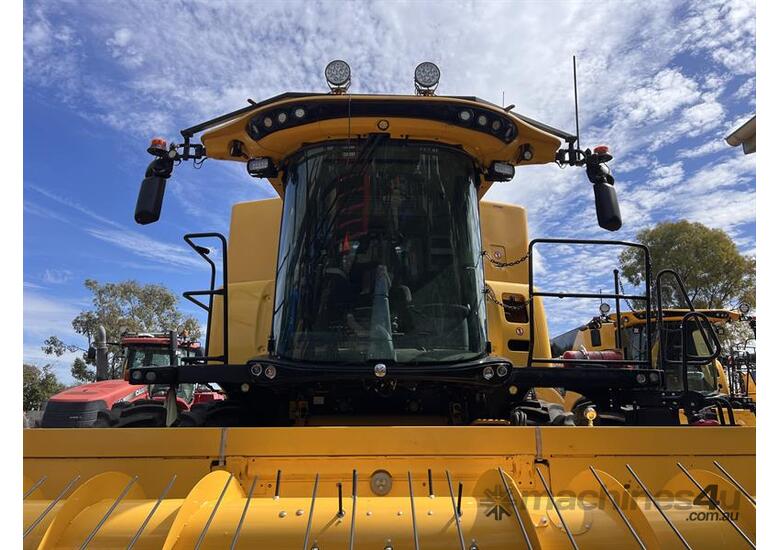 2018 NEW HOLLAND CR8.90 