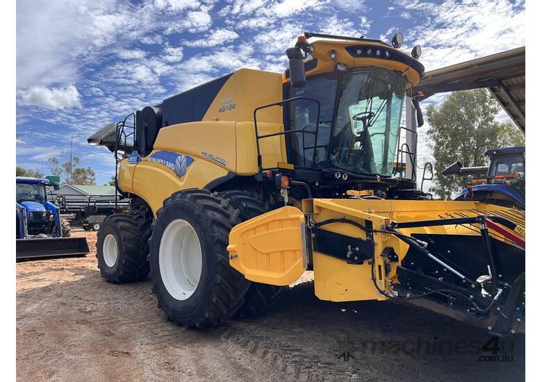 2018 NEW HOLLAND CR8.90 