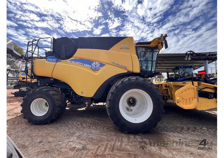 2018 NEW HOLLAND CR8.90 