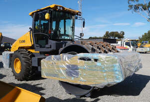 XCMG Single Drum Padfoot Roller Model: XS205SPD