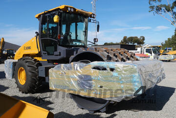XCMG Single Drum Padfoot Roller Model: XS205SPD