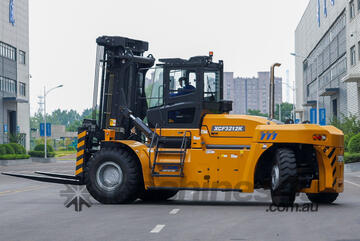XCMG 32T Forklift | Diesel | Model: XCF3212K