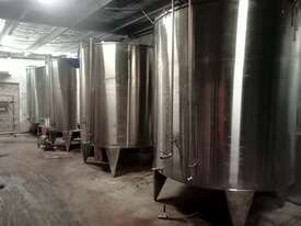 5x 8,500 litre 316 Stainless Tanks - picture1' - Click to enlarge