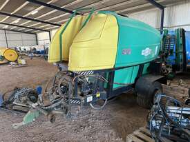 Sprayer Trailer with Boom 4000 liter Pump BP -May 2015 importdamaged - picture0' - Click to enlarge