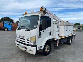 2013 Isuzu FRR500 MWB EWP - picture1' - Click to enlarge