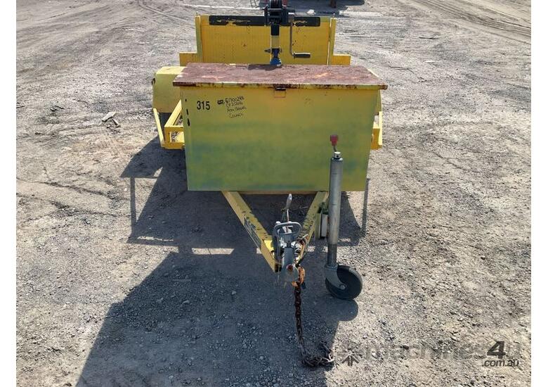 caption 2016 Libra Trailers Single Axle Tilting Plant Trailer