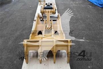 2024 Thumb CATERPILLAR 4 TEETH PROGRESSIVE THUMB, 36