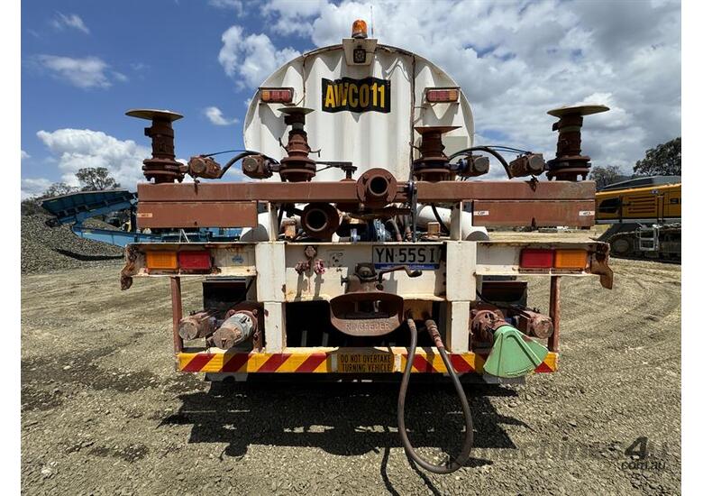 caption 2012 TRISTAR WATER TANKER