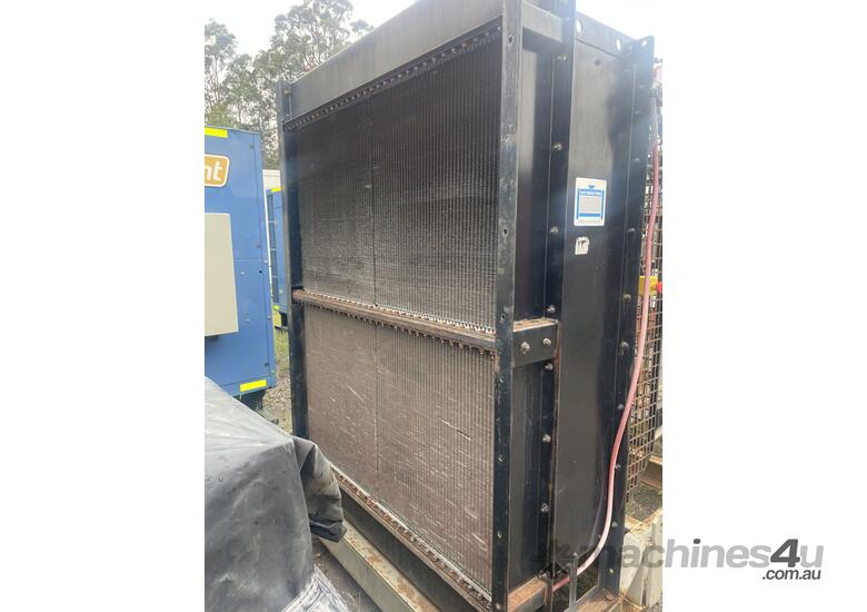 caption 800kVA Standby Diesel Powered Generator