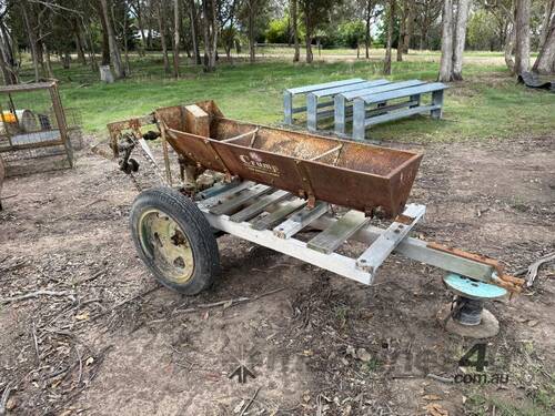 Crump Trailable Super Spreader