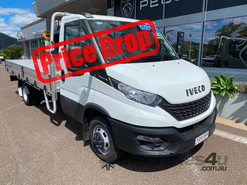 2022 Iveco 45C18HA8 Demonstrator Tradie-Made 45C Tray Dropside