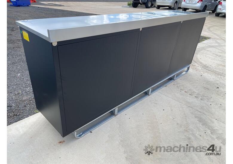 18 Drawer Stainless Steel Work Bench