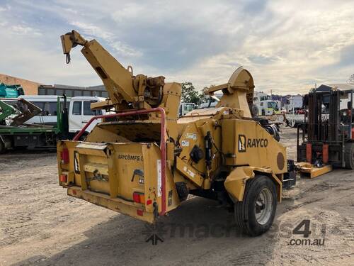 caption 2015 Rayco RC1824 Single Axle Wood Chipper