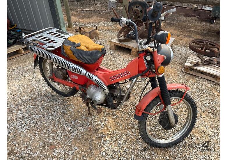 caption Honda CT110