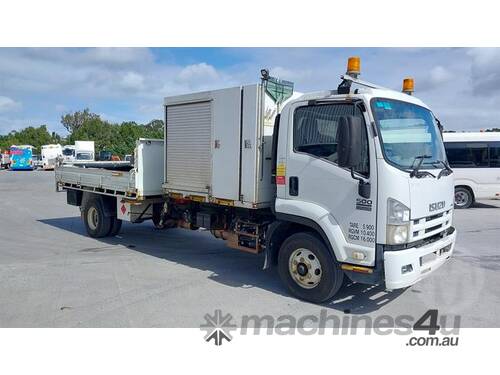 Isuzu FRR500