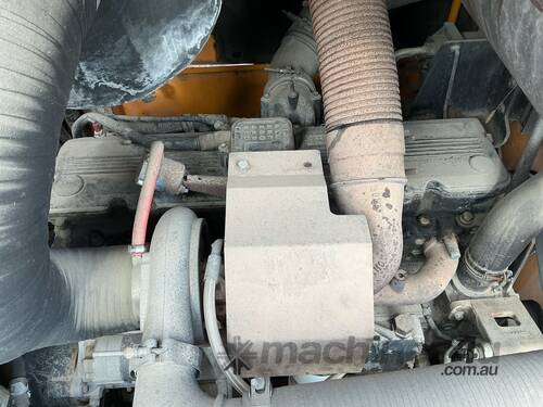 caption 2015 Hyundai HL770-9 Articulated Wheel Loader