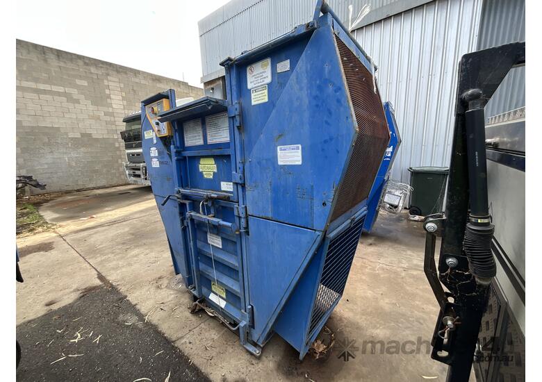 2006 3 Phase Autobaler