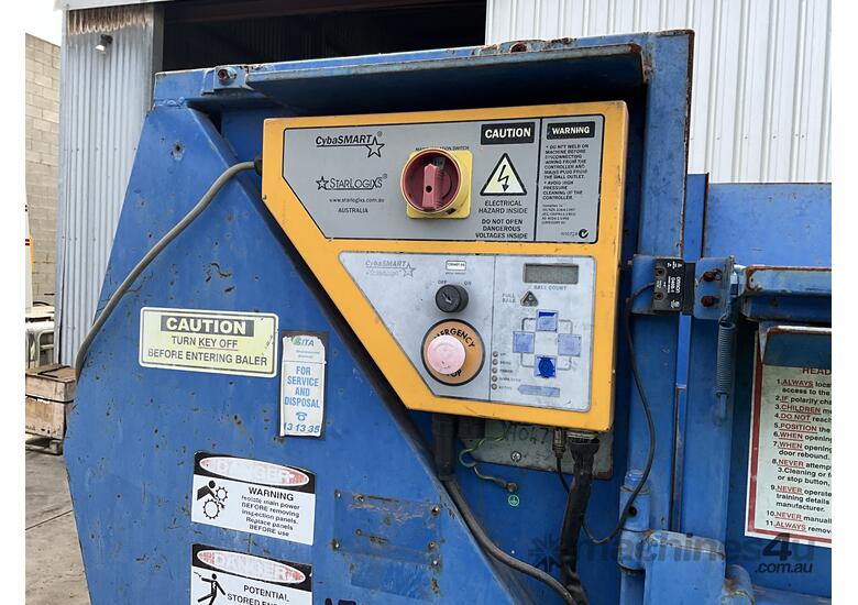 2006 3 Phase Autobaler