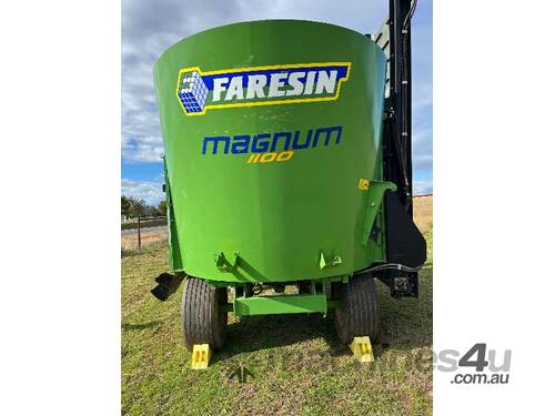 Faresin feed mixer
