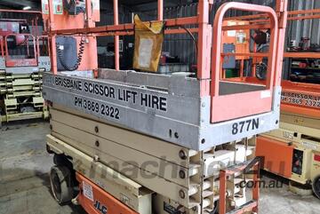 JLG 2630ES 8m Narrow Electric Scissor Lift