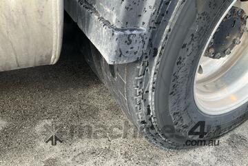 2007 Nissan UD CWB483 Prime Mover 2007 Nissan UD CWB483 Prime Mover