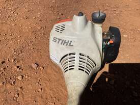 STIHL F5 55R Line Trimmer ( Unreserved ) - picture0' - Click to enlarge