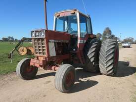 International 1486 Tractor - picture1' - Click to enlarge