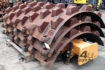   Padfoot Drum Roller Compactor Over Smooth Shell Kit 2125mm x 1500mm