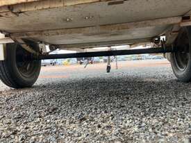 Homemade Single Axle Box Trailer - picture0' - Click to enlarge