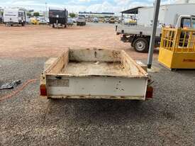 Homemade Single Axle Box Trailer - picture1' - Click to enlarge