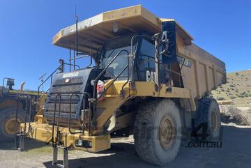 2008 Caterpillar 775 F Dump Truck