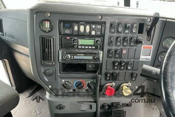 Mack 2013   CMMT Prime Mover